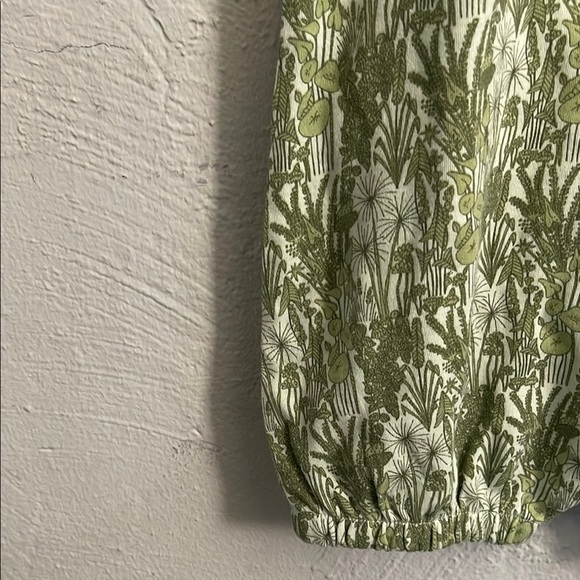 Kate Quinn Green Shorts Romper Green Floral - Picture 4 of 5